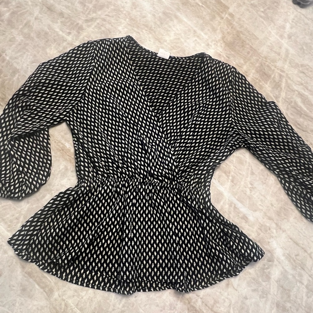 Kaileigh black and beige peplum top from Stitch Fix. Small. Like new!